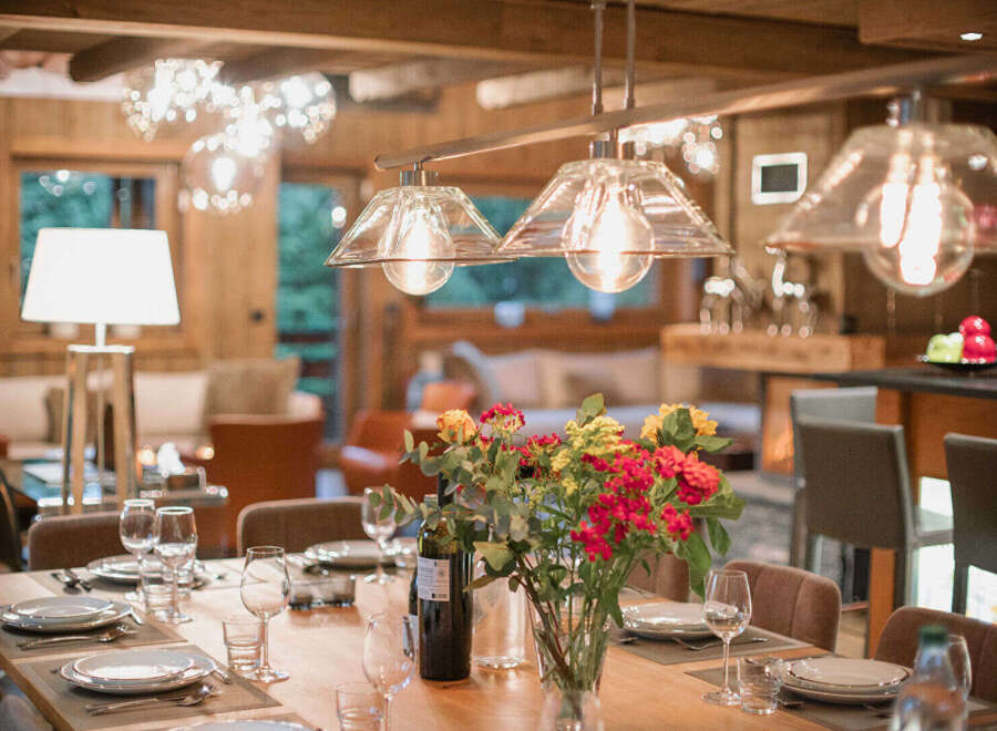 Chalet in Megeve - Image 2