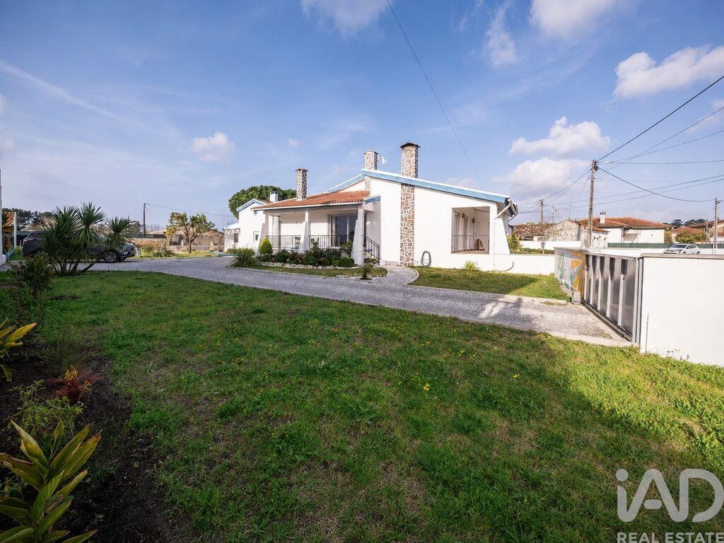 House in Senhora das Febres - Image 2