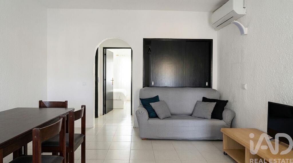 Apartment in Quarteira - Image 2