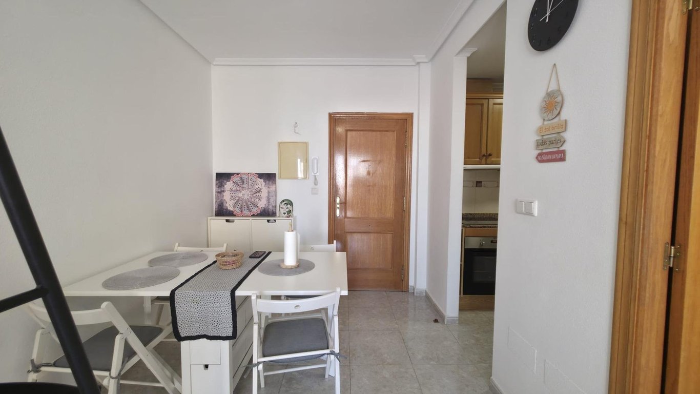 Apartment in Torrevieja - Image 3