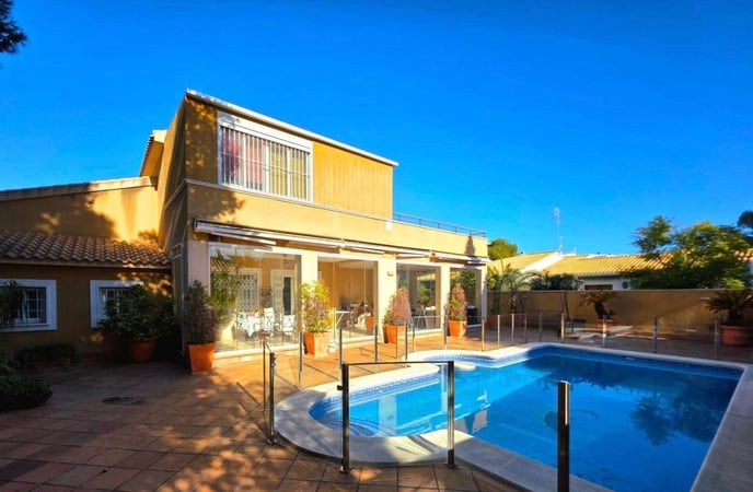 House in Dehesa de Campoamor - view 1