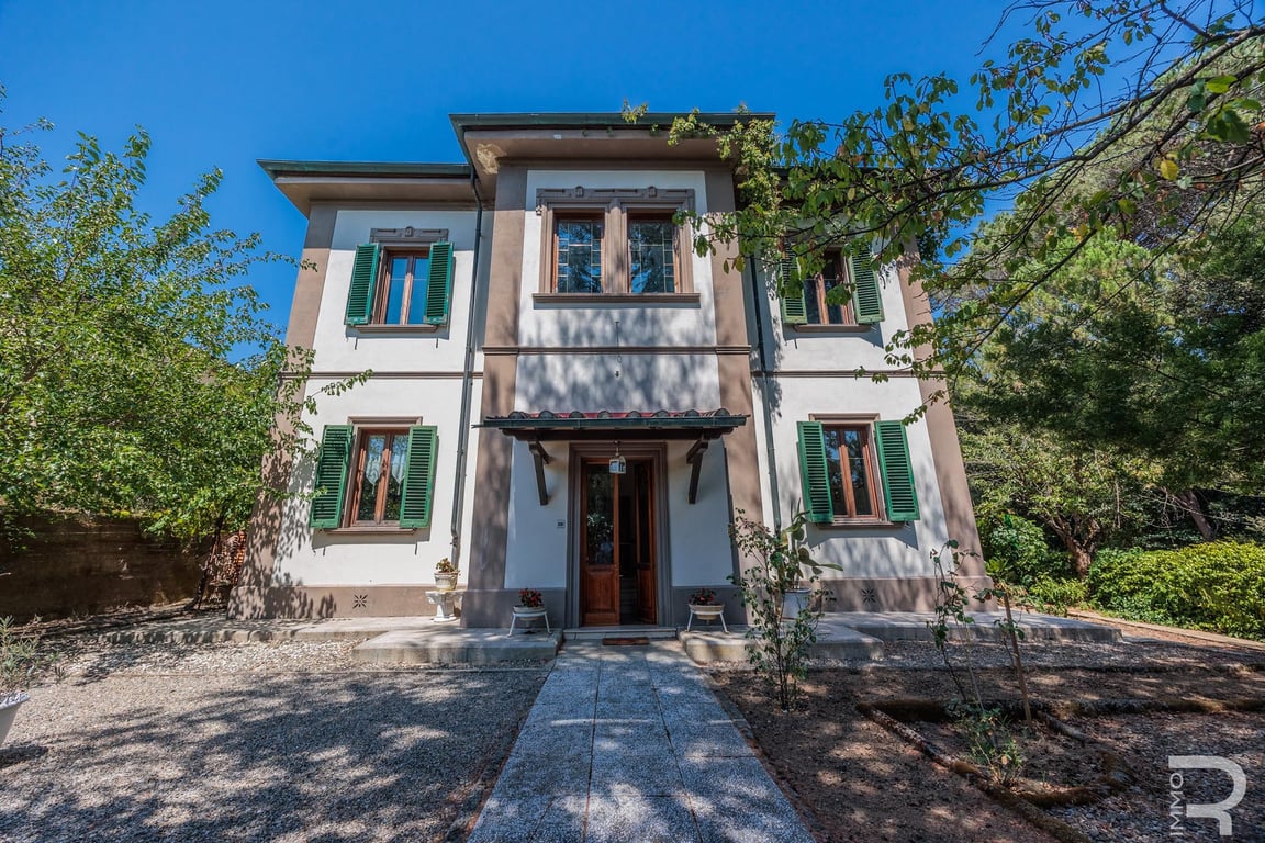 Villa in Montecatini Val di Cecina