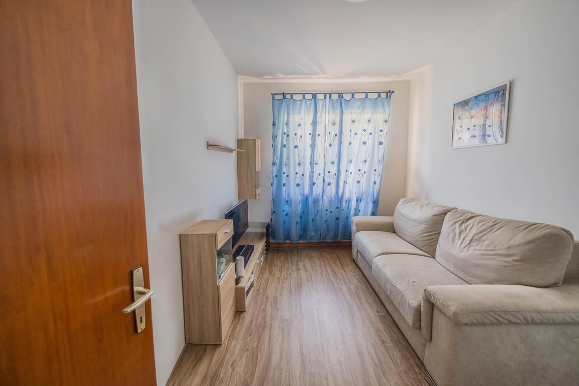 Apartment in Maia Bassa - Image 2
