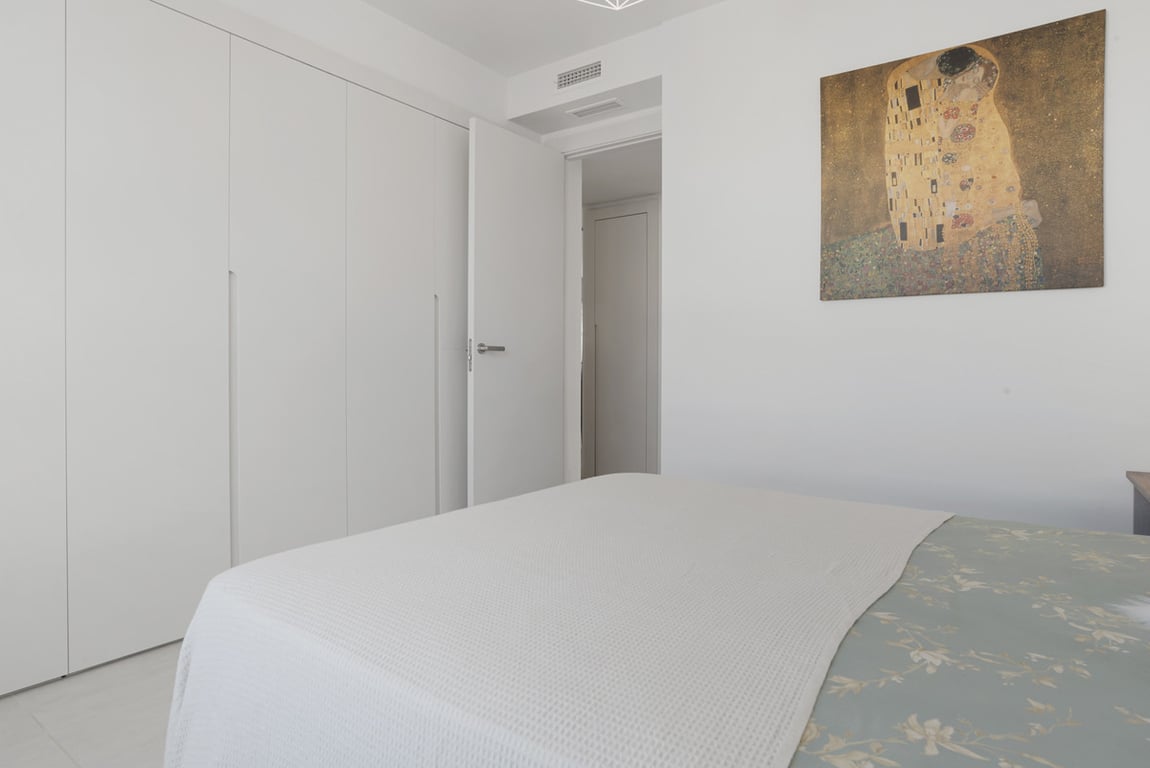 Penthouse in Estepona - Image 3
