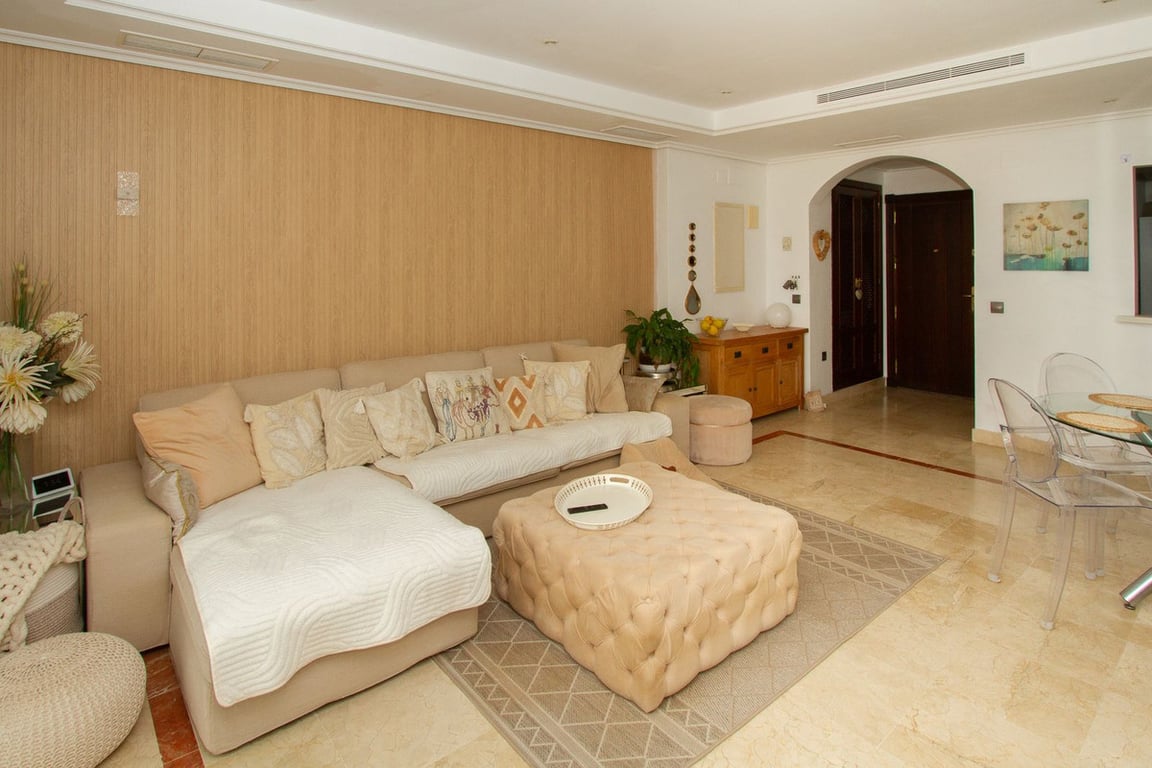 Penthouse in La Mairena - Image 3