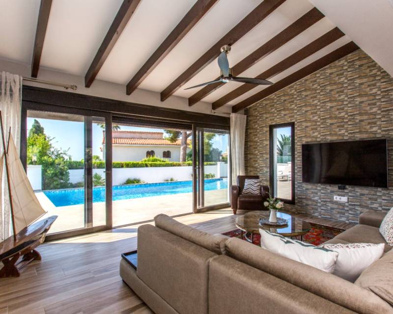 House in Moraira - Image 3