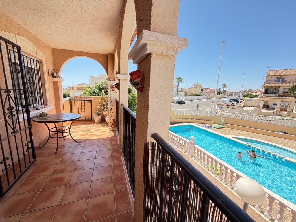 Apartment in La Zenia - Image 2