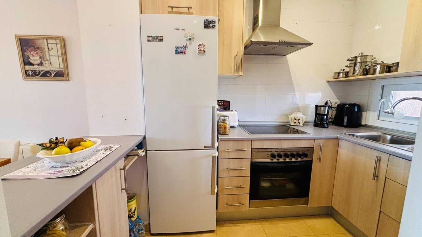 Apartment in Pareton - Image 3