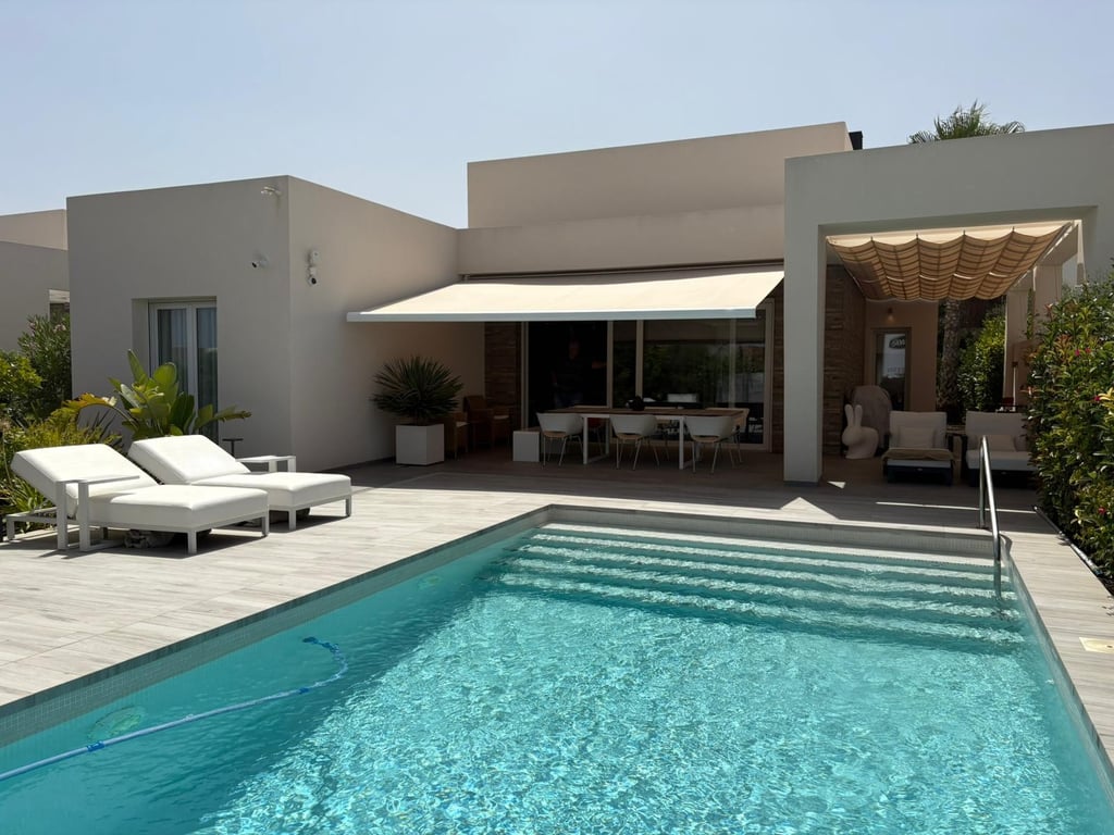 Villa in Algorfa