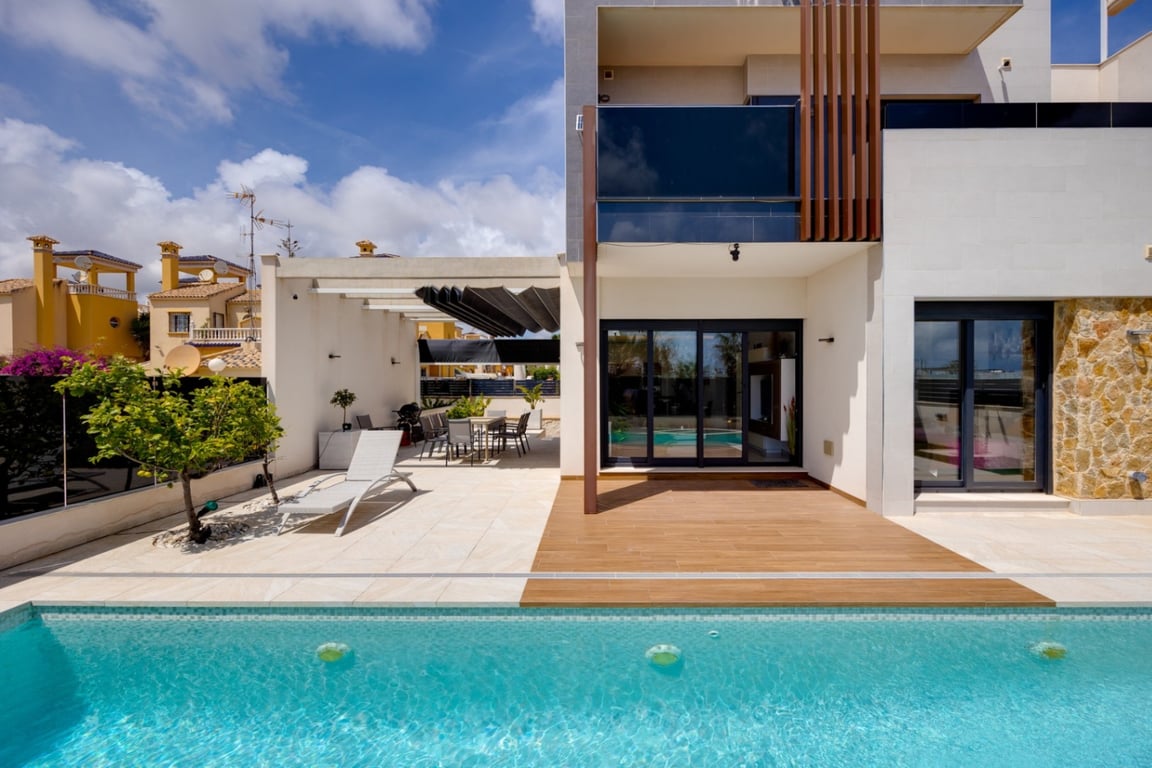 Villa in Dehesa de Campoamor - Image 2