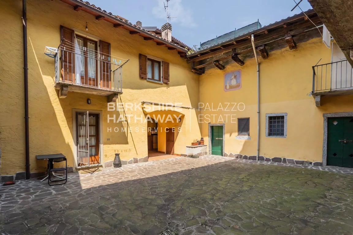 Apartment in Cossogno - Image 3