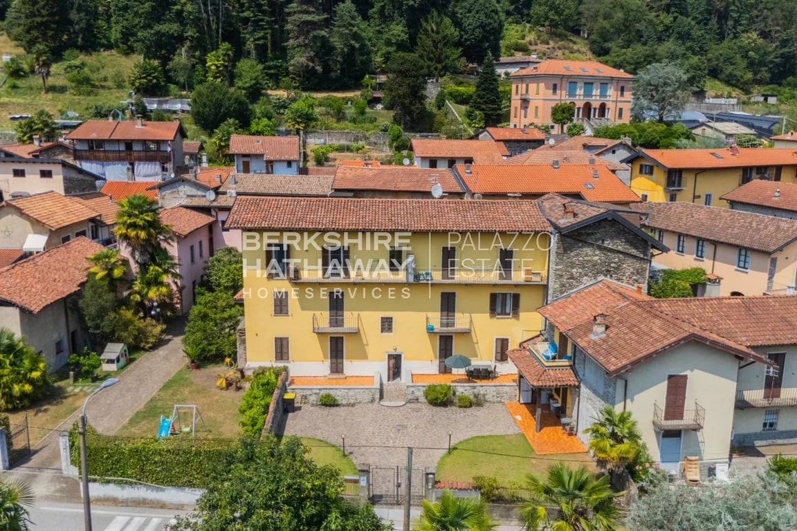 Apartment in Cossogno - Image 2