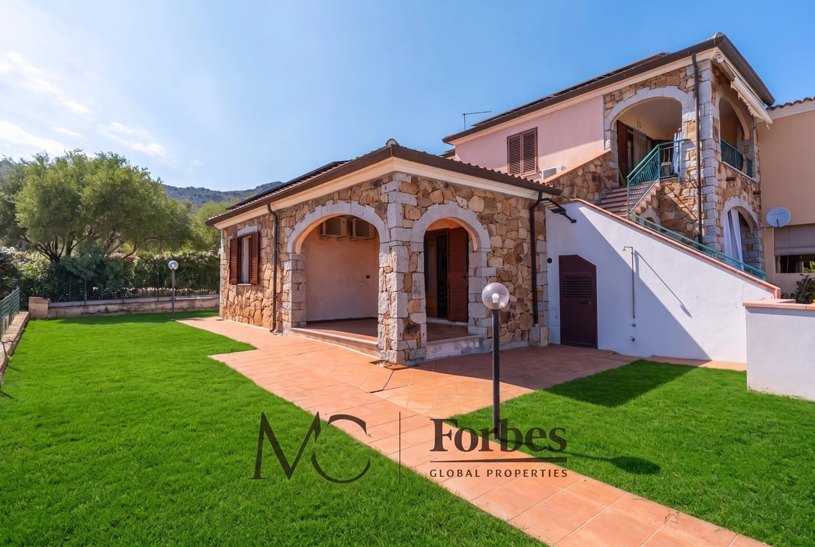 House in Case Peschiera-Lu Fraili