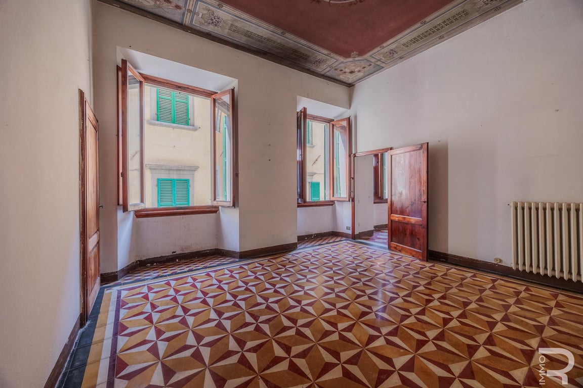 Apartment in Poggibonsi - Image 3