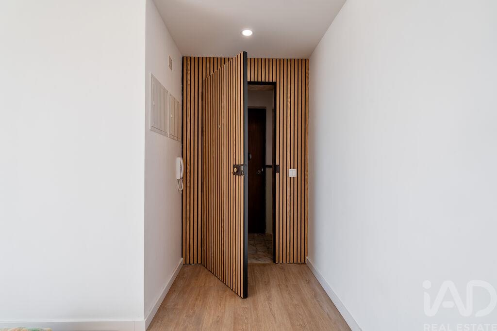Apartment in Portelas - Image 2