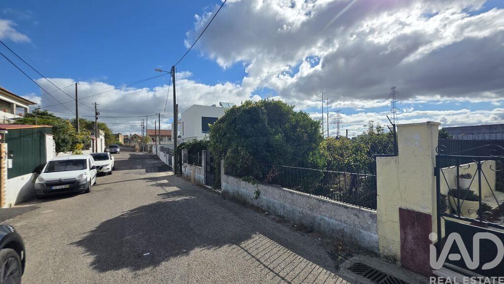 Land in Charneca de Caparica - Image 3