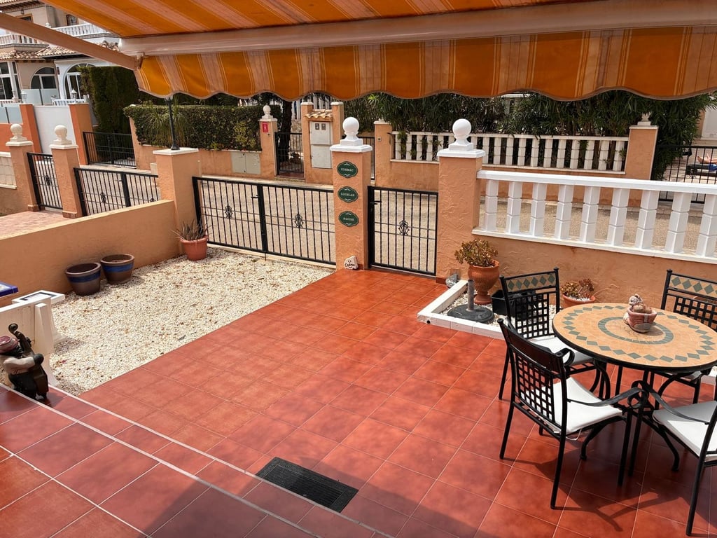 House in Dehesa de Campoamor - Image 3