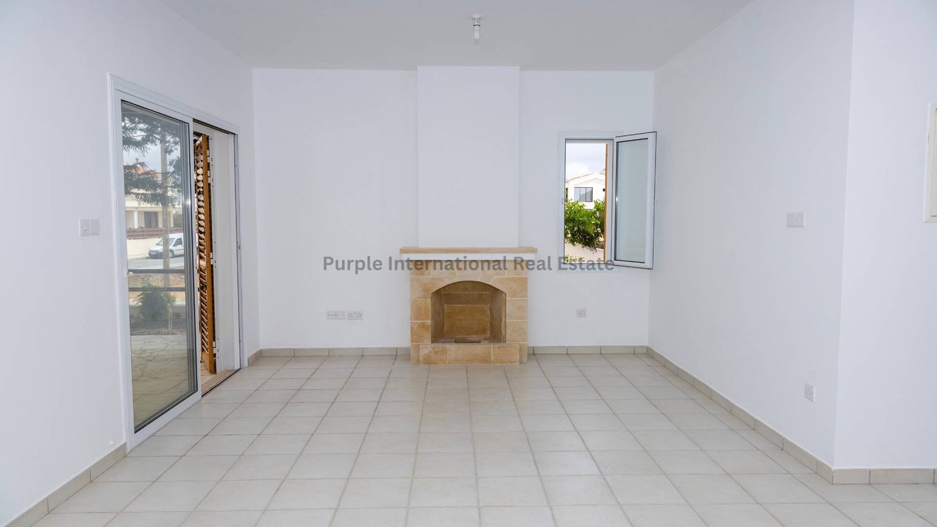 House in Koili - Image 2