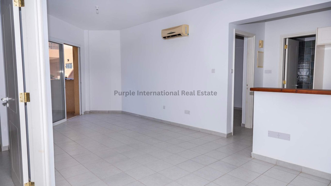 Apartment in Pegeia - Image 2