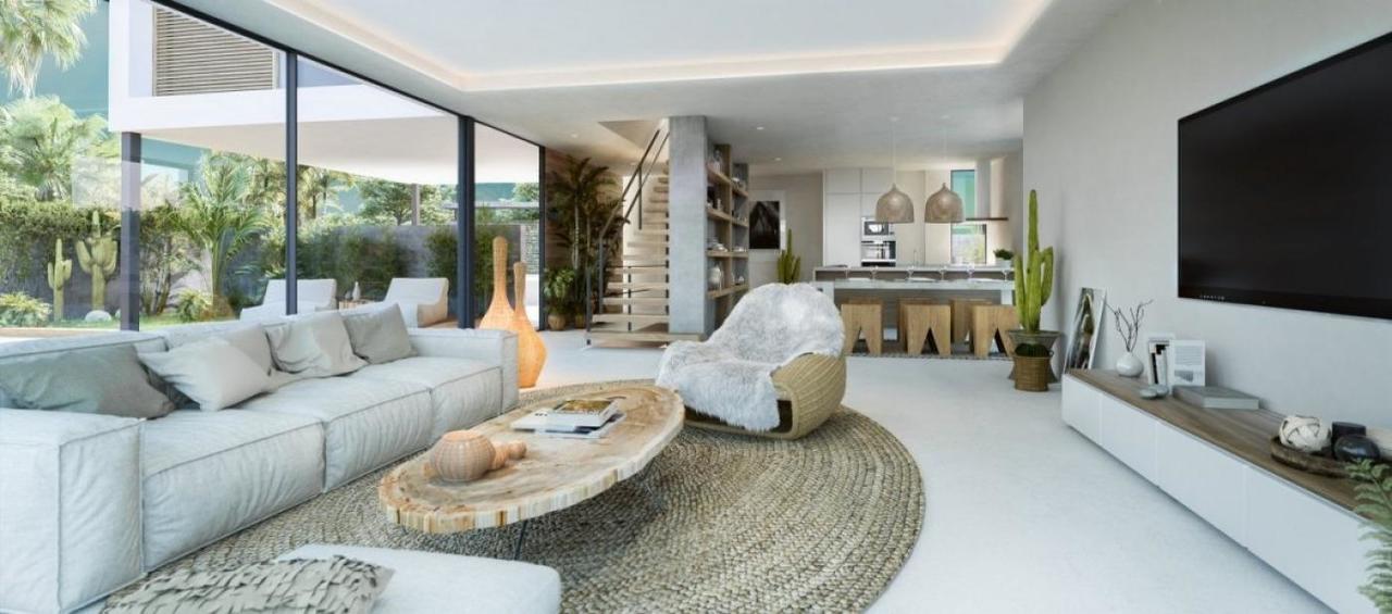 Villa in Estepona - Image 2