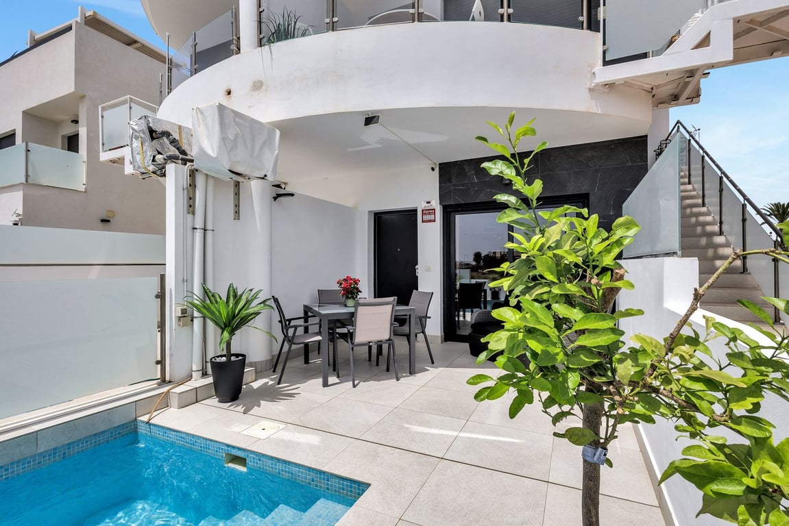 Apartment in Los Alcazares - Image 3