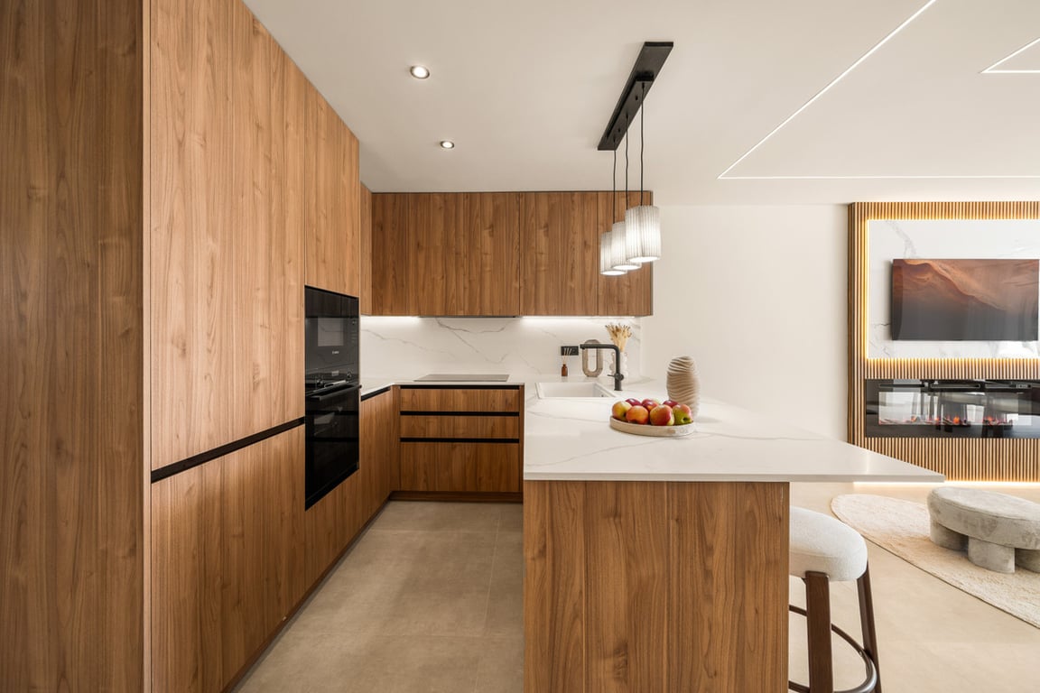 Apartment in Nueva Andalucia - Image 2
