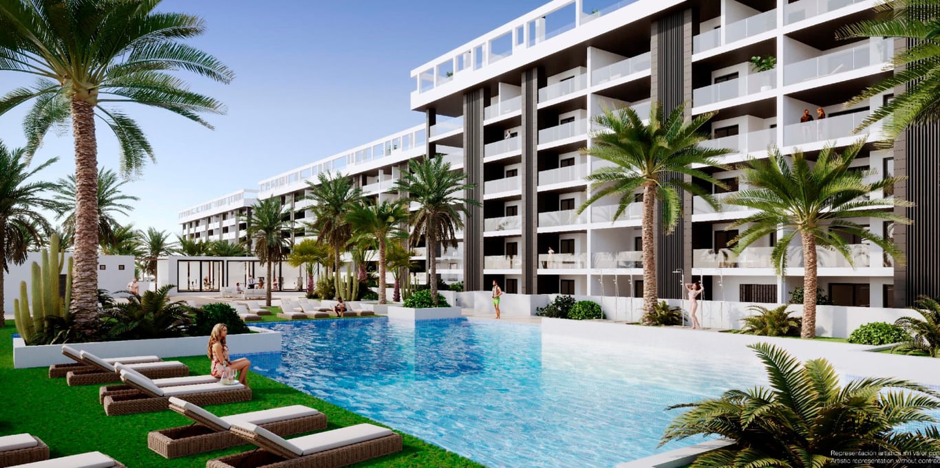 Apartment in Torrevieja - Image 2