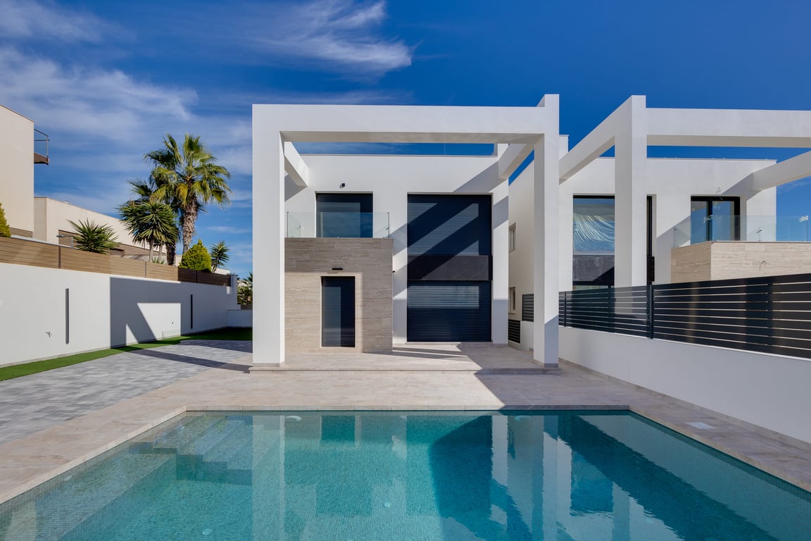 House in Torrevieja - Image 2