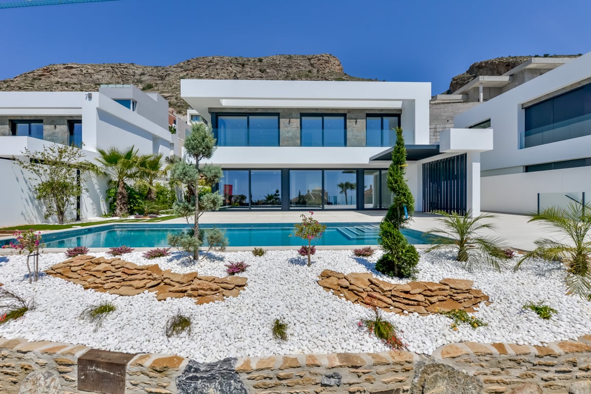 House in Finestrat - Image 3