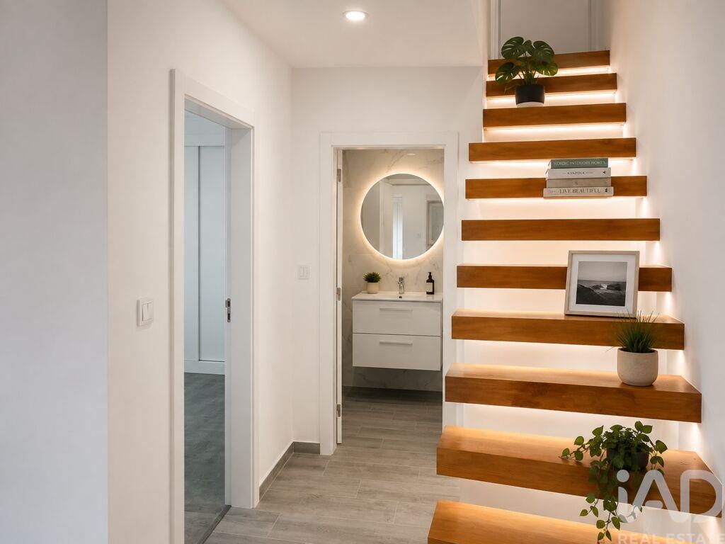 House in Vila Nova da Rainha - Image 2