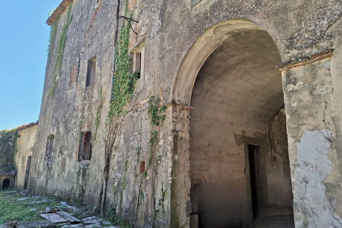 House in Sesto Fiorentino - Image 3