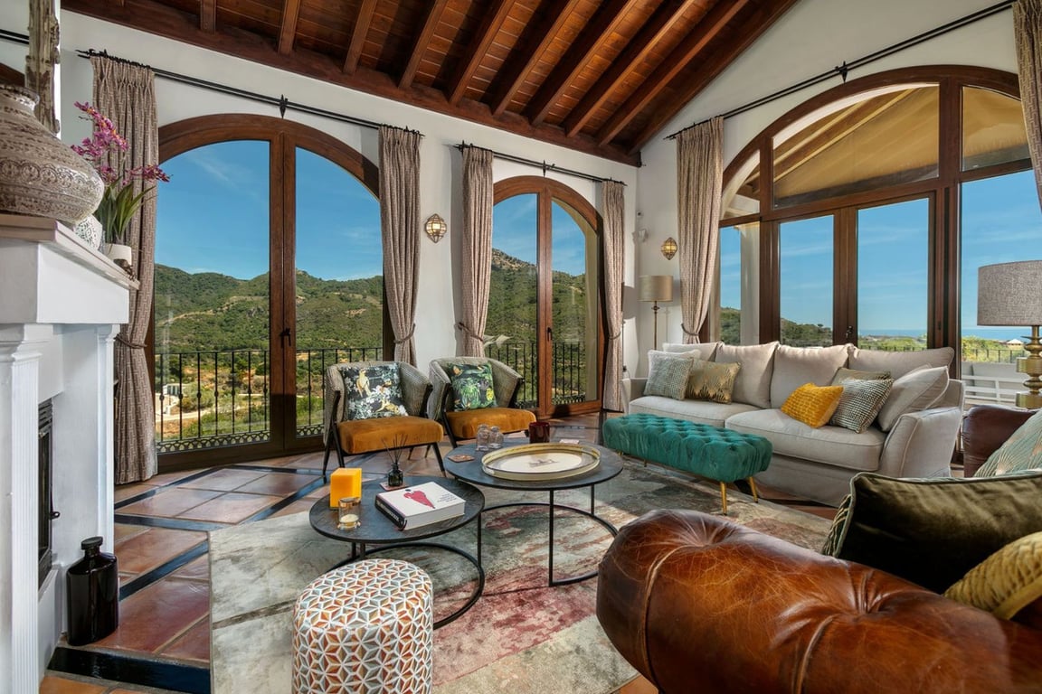 Villa in Benahavis - Image 3
