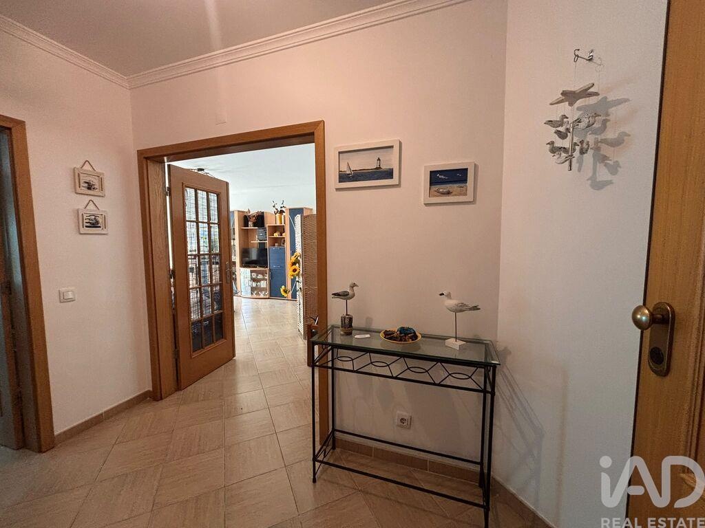 Apartment in Oura - Image 3