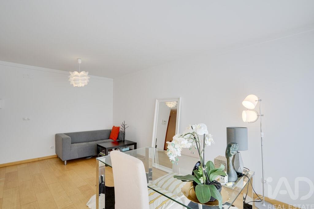 Apartment in Olivais - Image 3