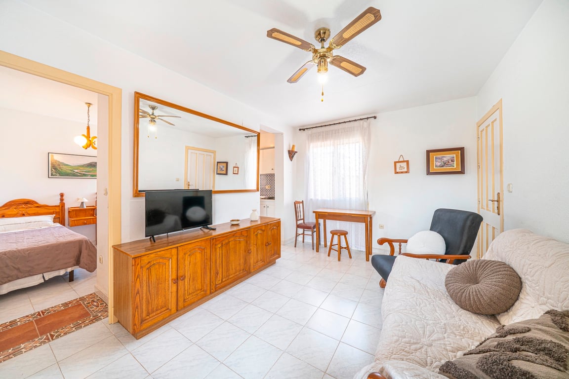Apartment in Torrevieja - Image 3