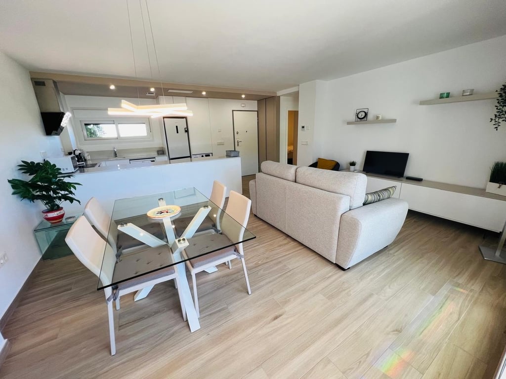 Apartment in Jacarilla - Image 3