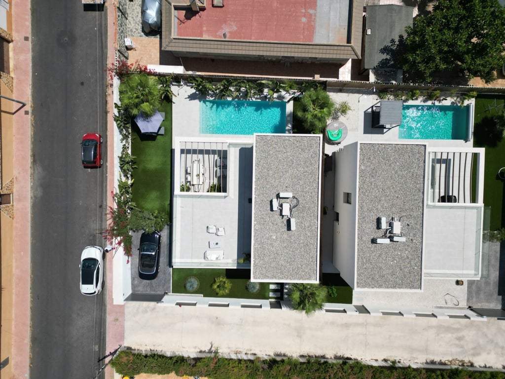 Villa in Urbanizacion los Balcones - Image 3