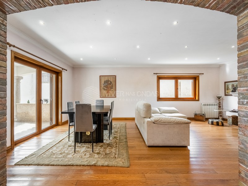 Villa in Povoacao - Image 2
