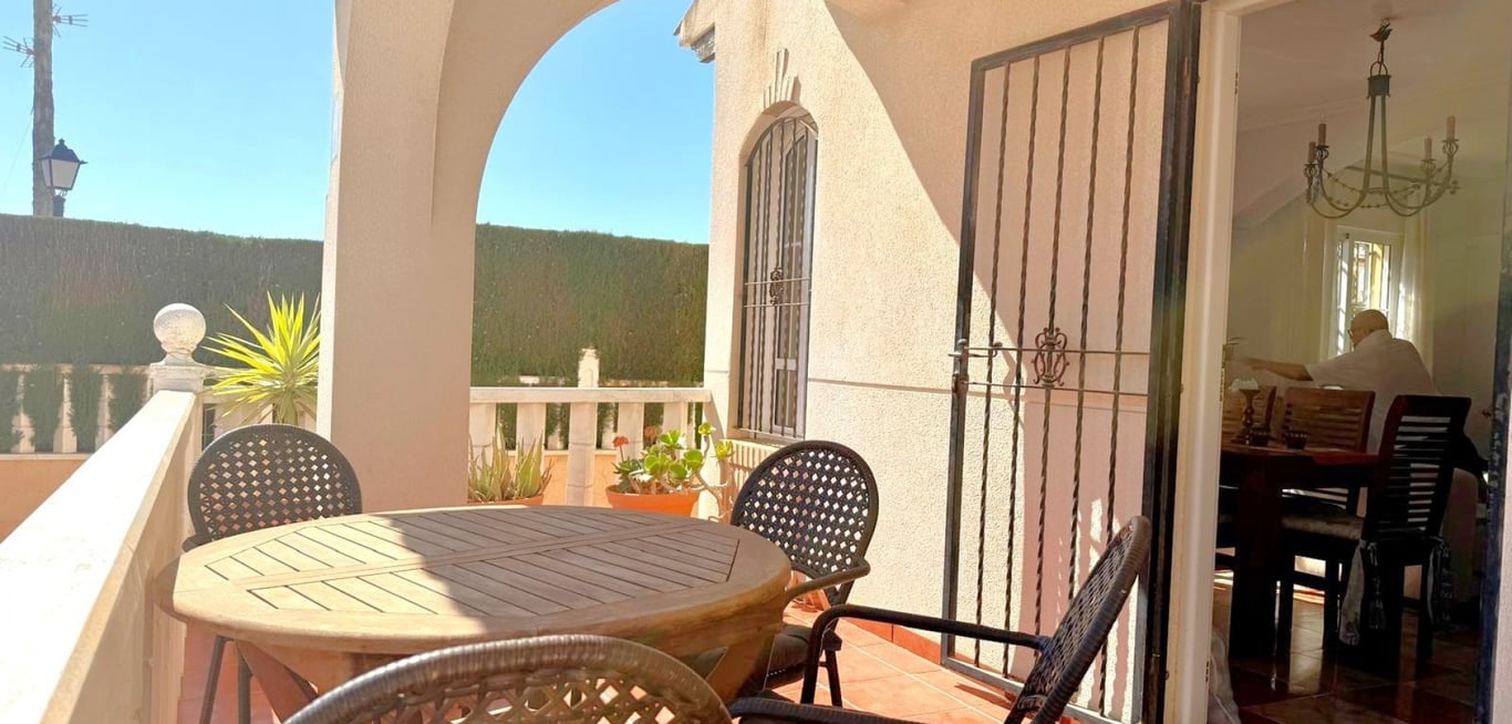 House in Dehesa de Campoamor - Image 3