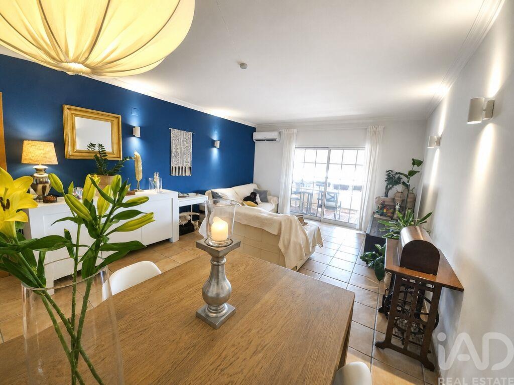 Apartment in Montenegro - Image 2