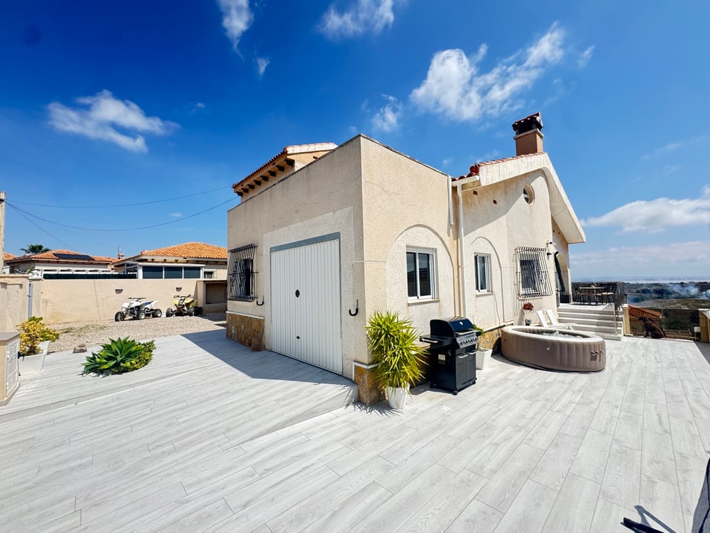 House in San Miguel de Salinas - Image 3