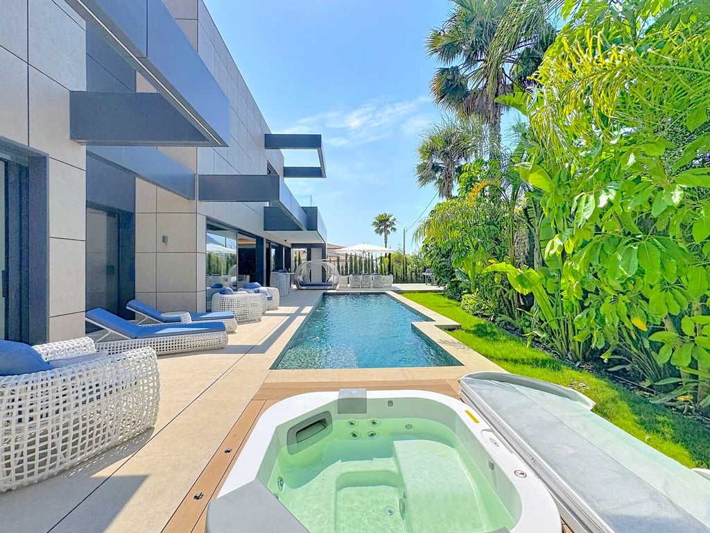 Villa in Calp - Image 3