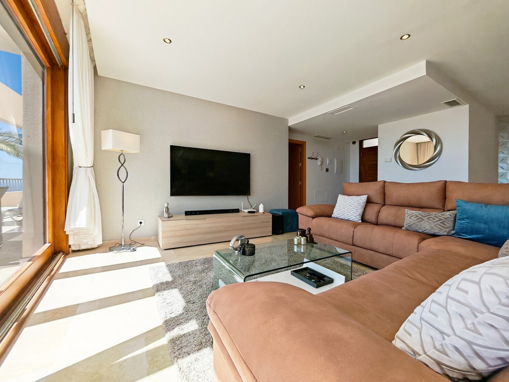 Apartment in Marbella - Image 3