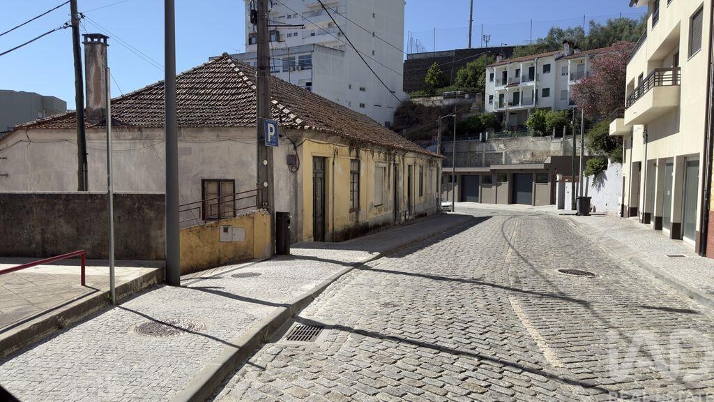 House in Peso da Regua - Image 2