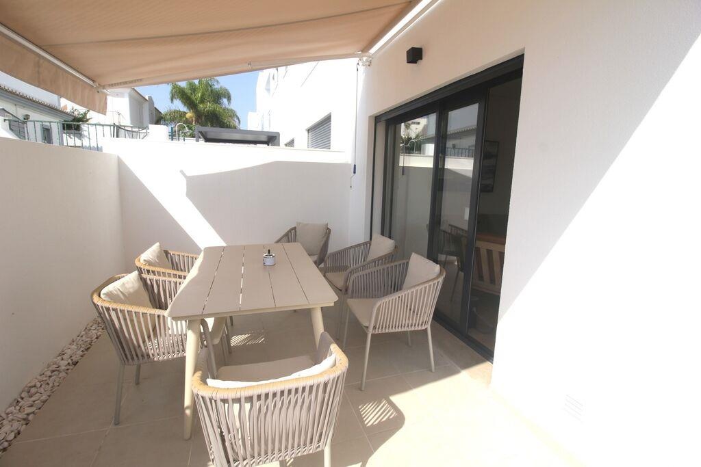 House in Moncarapacho - Image 3