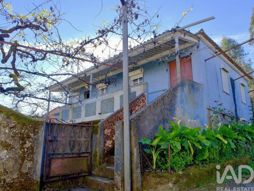 House in Carvalhais