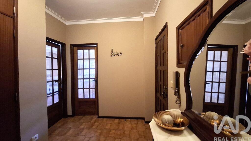 Apartment in Braga - Image 2