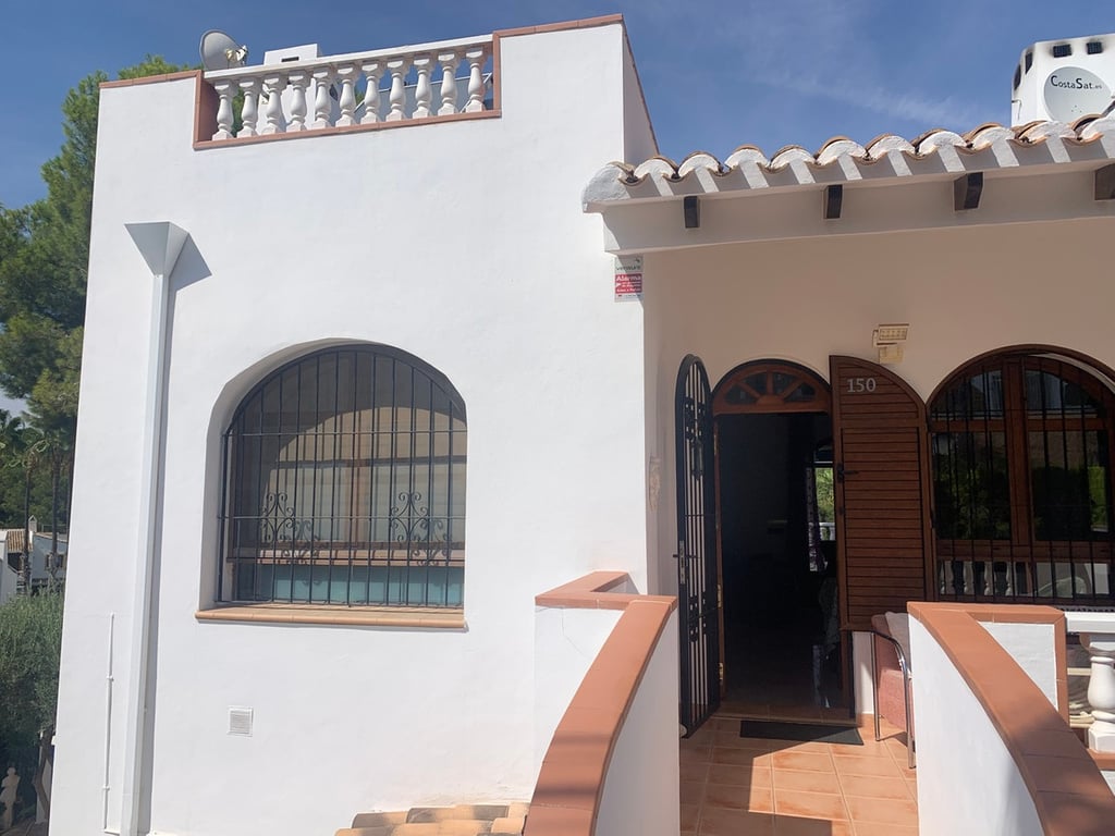 Villa in Villamartin - Image 2