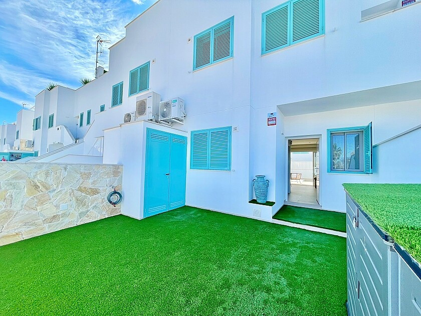 Villa in Torre de la Horadada - Image 2