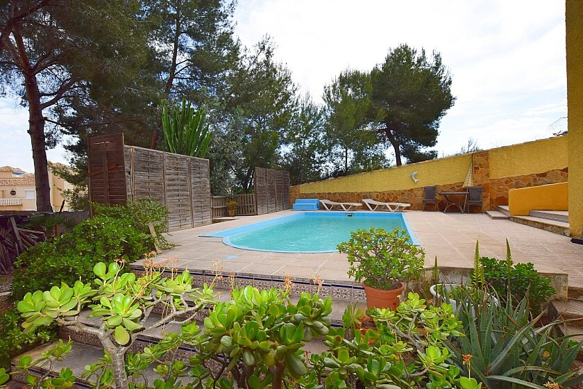 Villa in Urbanizacion los Balcones - Image 3